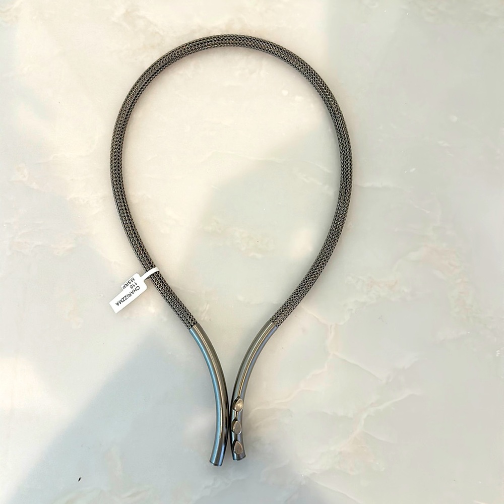 Joryel Vera Steel mesh necklace